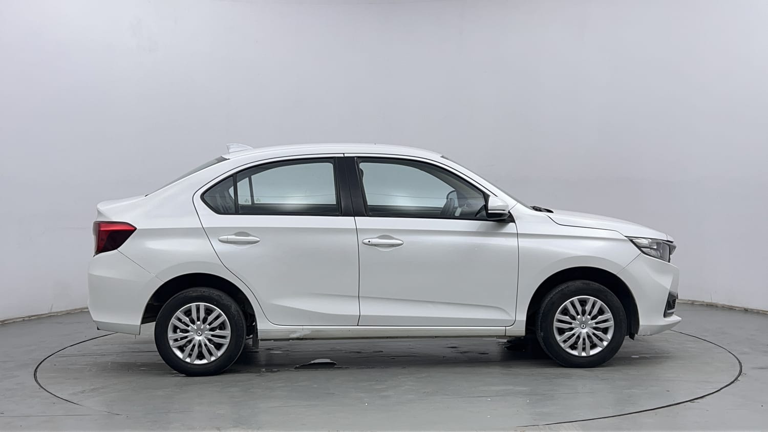 Used 2022 Honda Amaze S MT 1.2 Petrol Petrol Manual exterior RIGHT SIDE VIEW