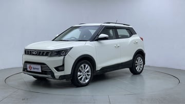 Used 2020 Mahindra XUV 300 1.5 W8 AMT Diesel Automatic Image