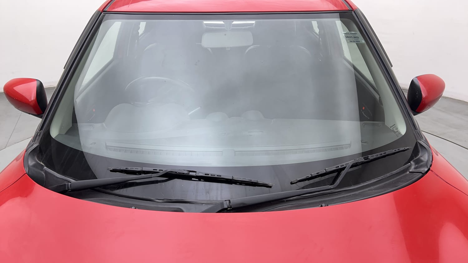 Used 2023 Maruti Suzuki Swift VXi Petrol Manual exterior FRONT WINDSHIELD VIEW