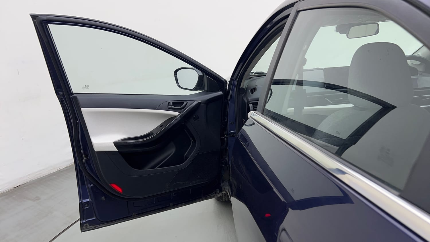 Used 2025 Tata Curvv Pure Plus S 1.2 Revotron Petrol 7DCA Petrol Automatic interior LEFT FRONT DOOR OPEN VIEW