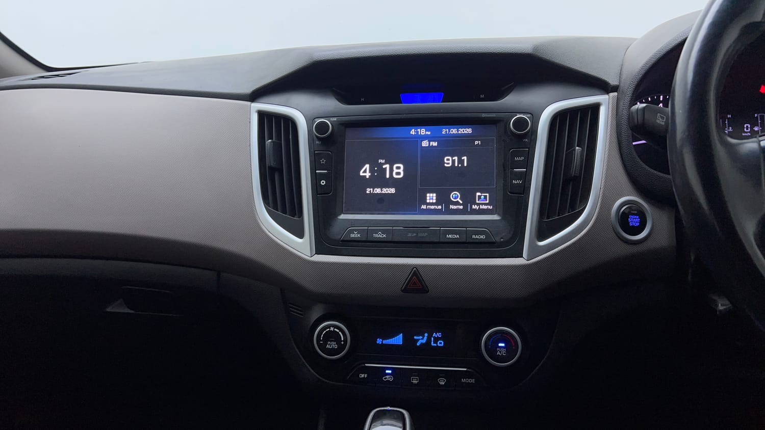 Used 2020 Hyundai Creta SX 1.6 AT Petrol Petrol Automatic top_features Integrated (in-dash) music system
