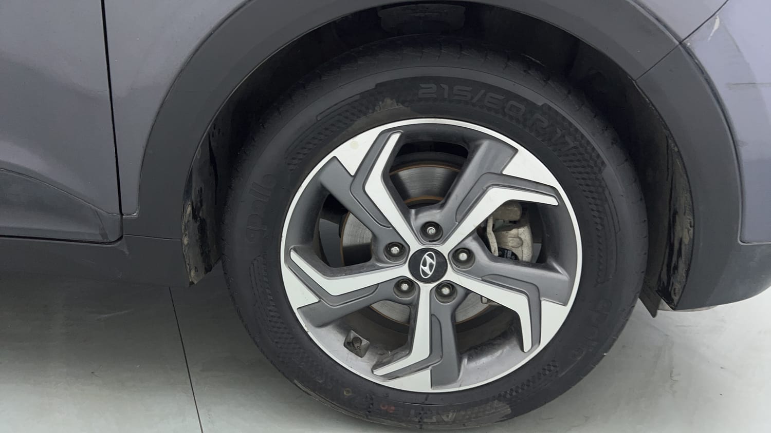 Used 2020 Hyundai Creta SX 1.6 AT Petrol Petrol Automatic tyres RIGHT FRONT TYRE RIM VIEW