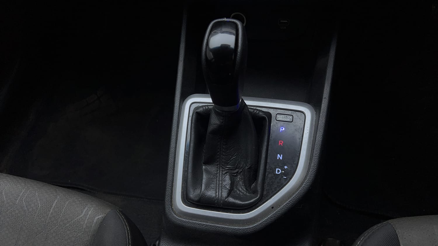 Used 2020 Hyundai Creta SX 1.6 AT Petrol Petrol Automatic interior GEAR  KNOB VIEW