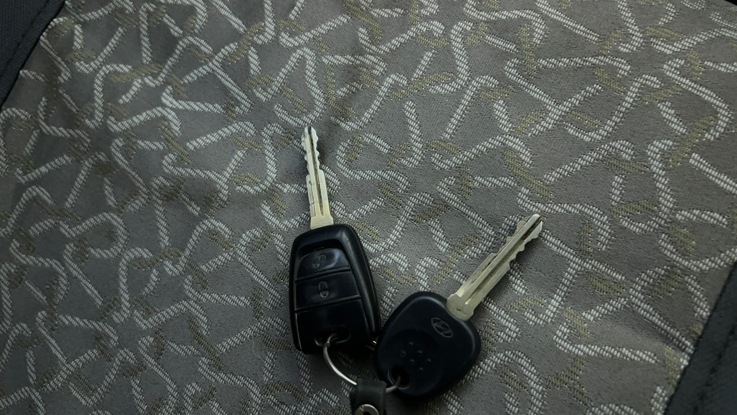 Used 2011 Hyundai Eon Sportz Petrol Manual extra CAR KEY VIEW