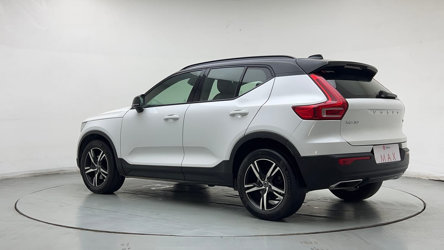 2021 Volvo XC40 T4 R-Design-2