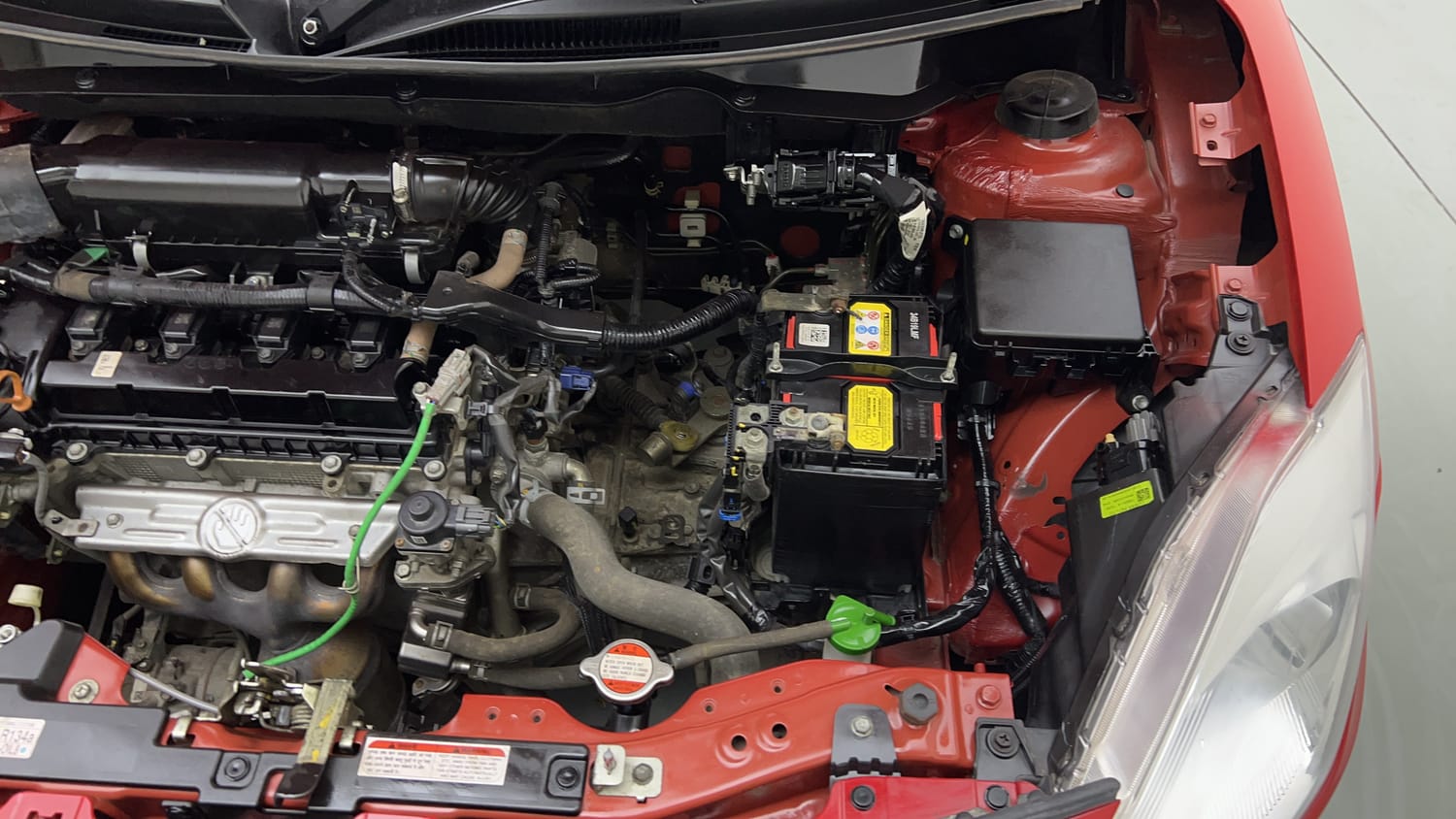 Used 2023 Maruti Suzuki Swift VXi Petrol Manual engine ENGINE LEFT SIDE VIEW