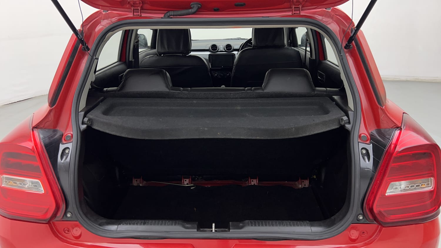 Used 2023 Maruti Suzuki Swift VXi Petrol Manual interior DICKY INSIDE VIEW