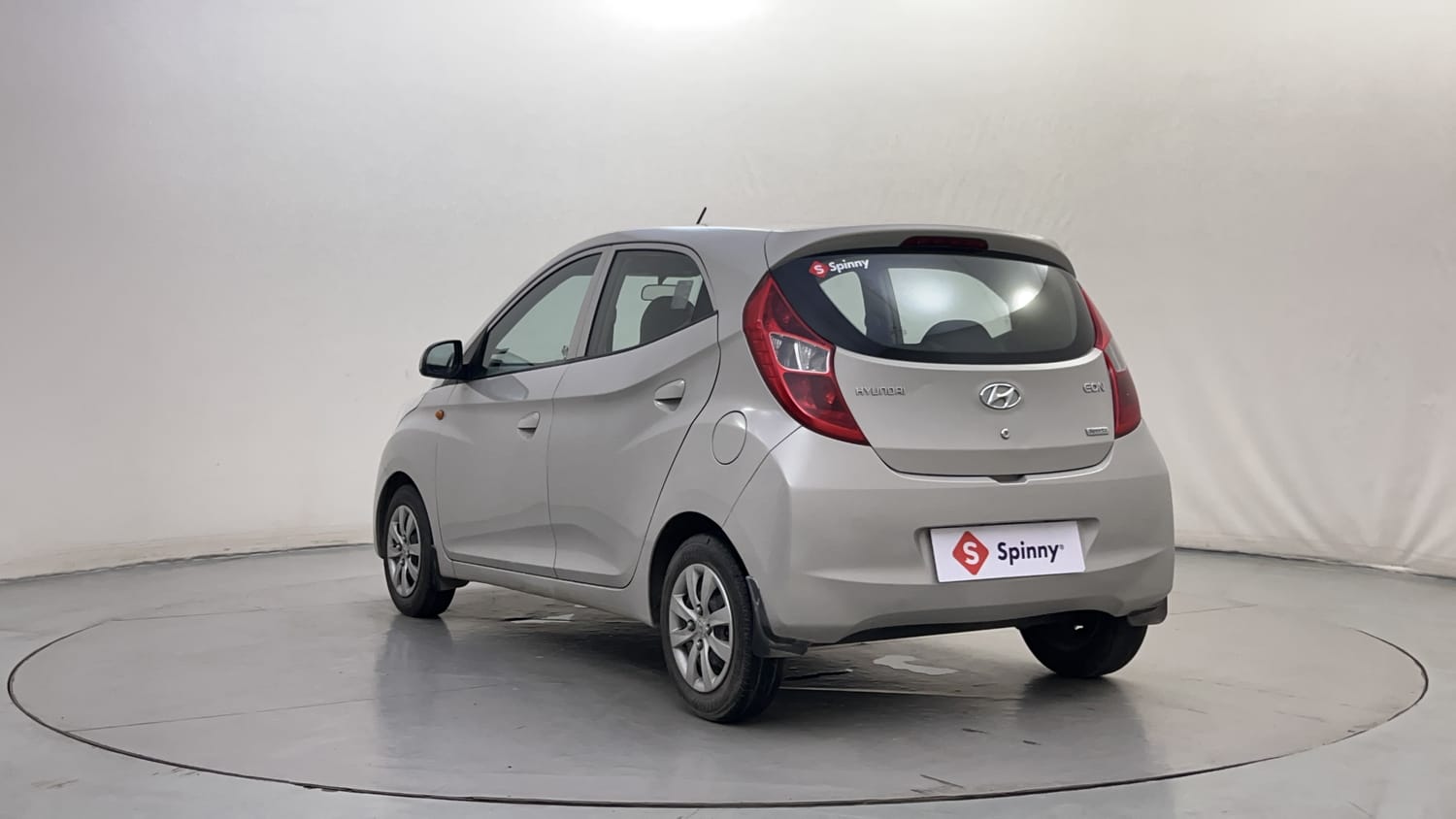 Used 2011 Hyundai Eon Sportz Petrol Manual exterior LEFT REAR CORNER VIEW