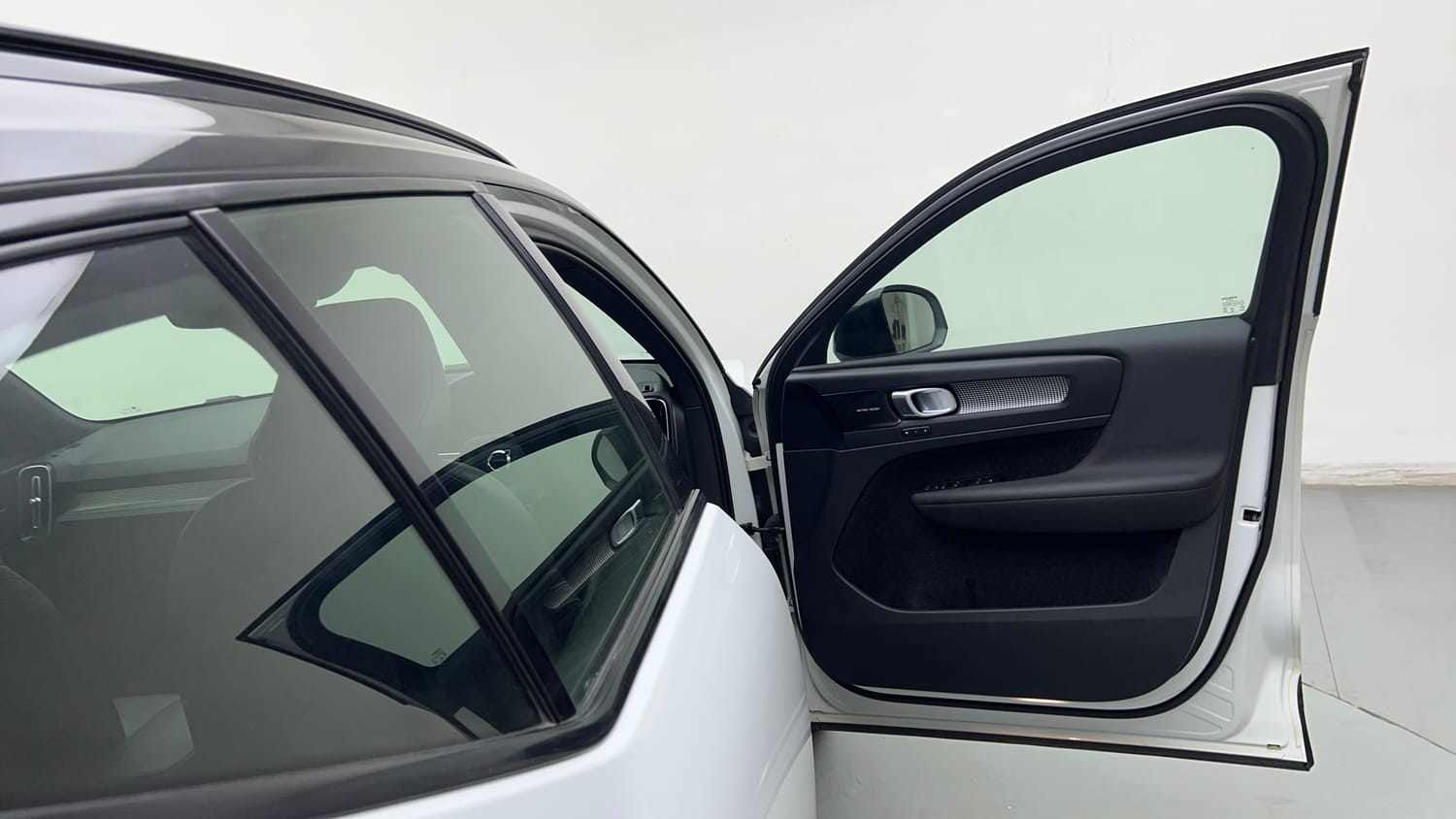 2021 Volvo XC40 T4 R-Design-19