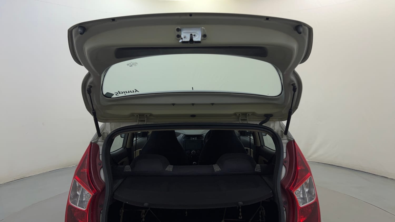 Used 2011 Hyundai Eon Sportz Petrol Manual interior DICKY DOOR OPEN VIEW