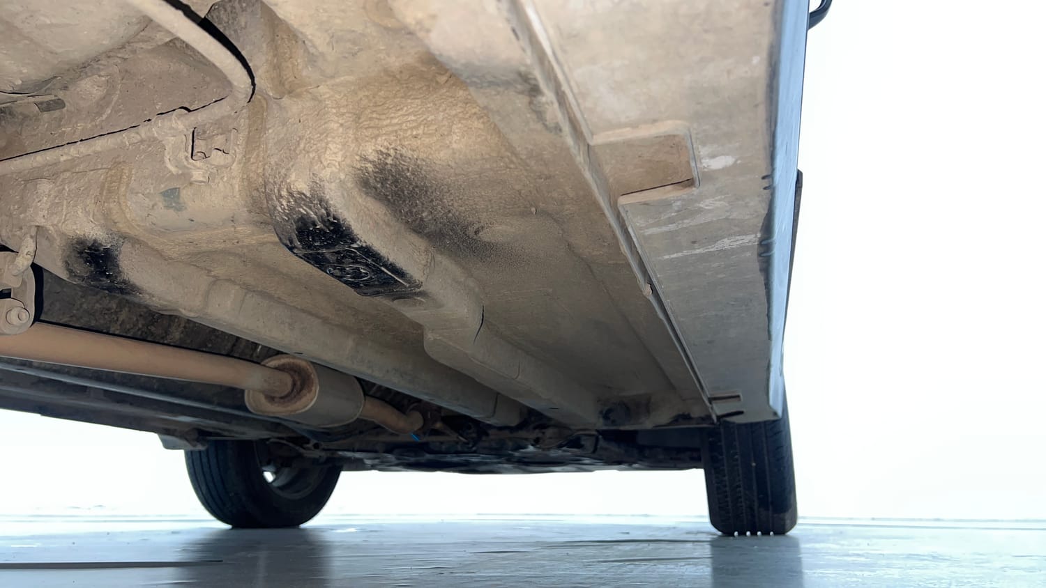 Used 2020 Hyundai Creta SX 1.6 AT Petrol Petrol Automatic extra REAR RIGHT UNDERBODY VIEW