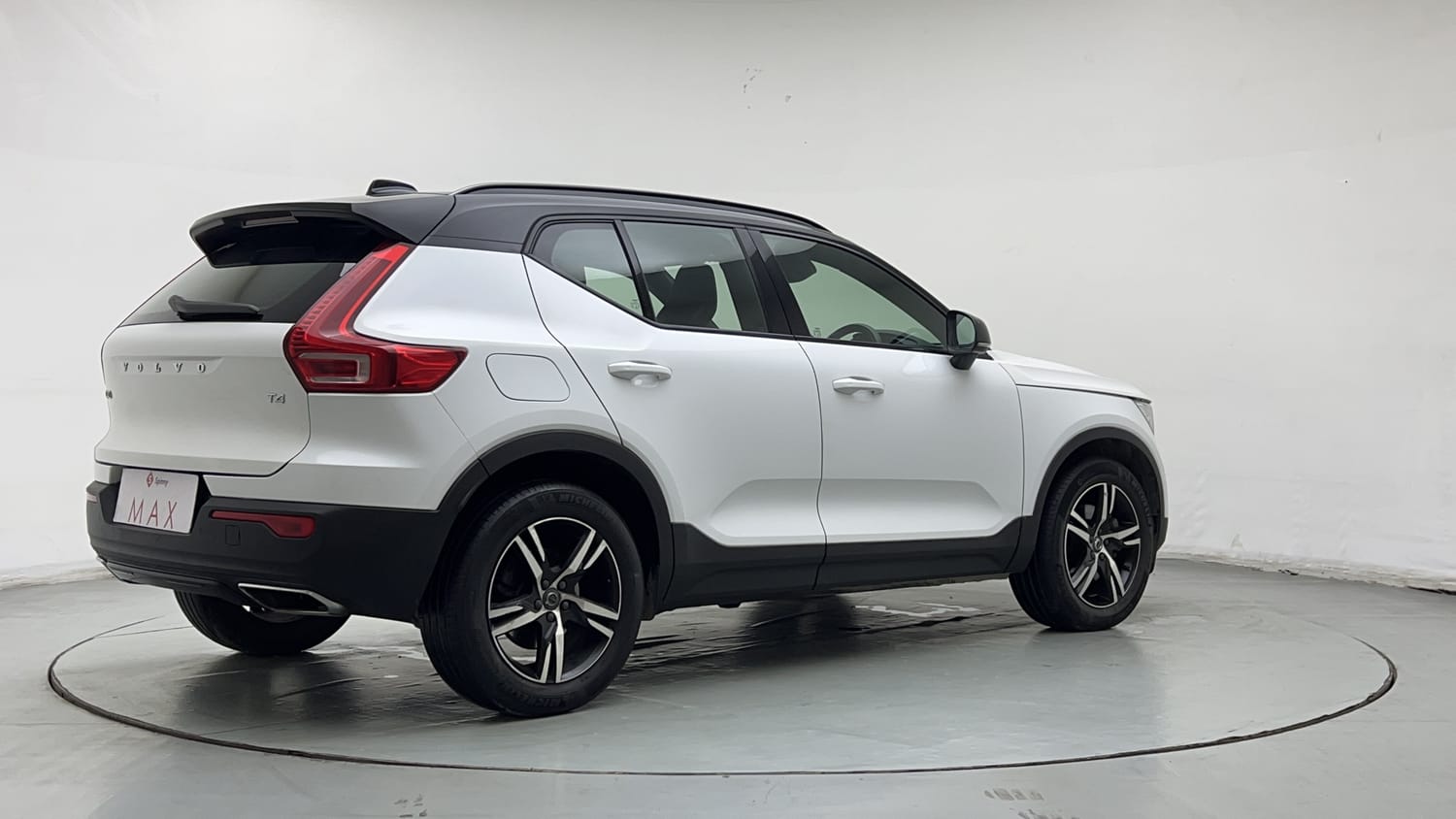 2021 Volvo XC40 T4 R-Design-4