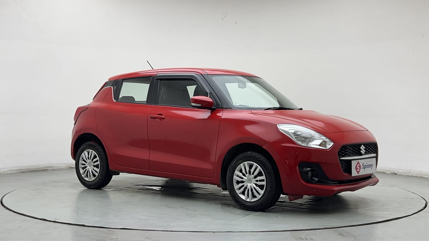 Used 2023 Maruti Suzuki Swift VXi Petrol Manual exterior RIGHT FRONT CORNER VIEW