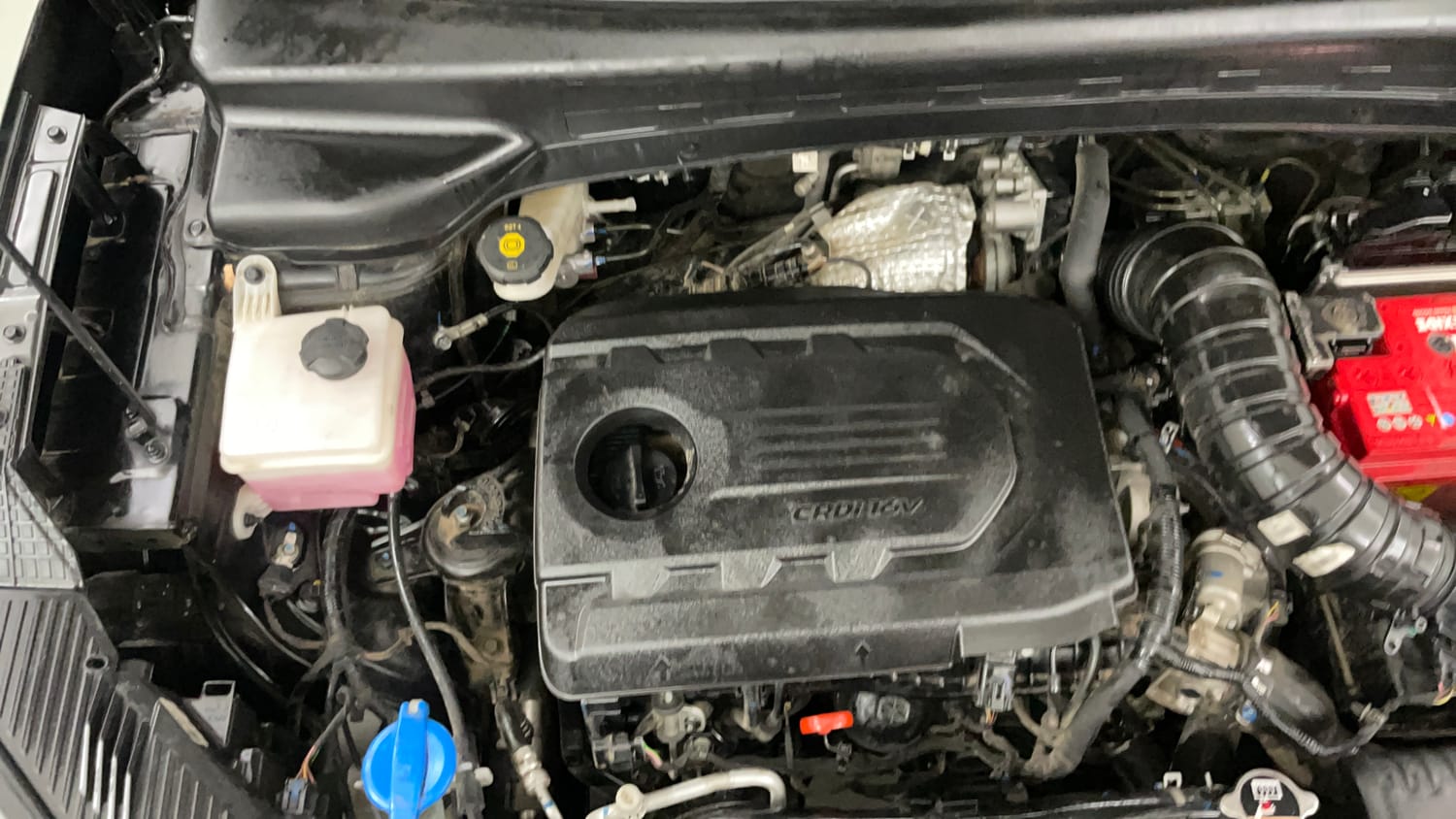 Used 2023 Hyundai Alcazar Signature (O) 6 STR 1.5 Diesel AT Diesel Automatic engine ENGINE RIGHT SIDE VIEW