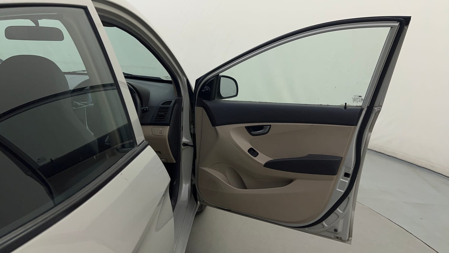 Used 2011 Hyundai Eon Sportz Petrol Manual interior RIGHT FRONT DOOR OPEN VIEW