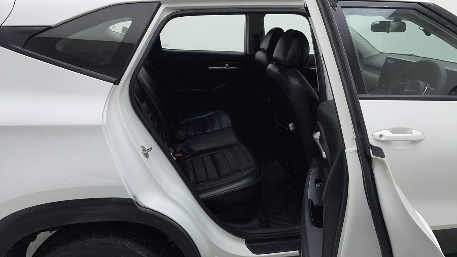 2022 Kia Seltos HTE 1.5 Diesel-18