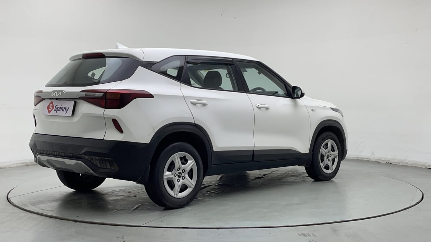 2022 Kia Seltos HTE 1.5 Diesel-4
