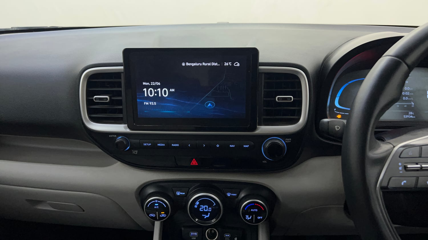 Used 2022 Hyundai Venue SX 1.2 Petrol Petrol Manual top_features Integrated (in-dash) music system