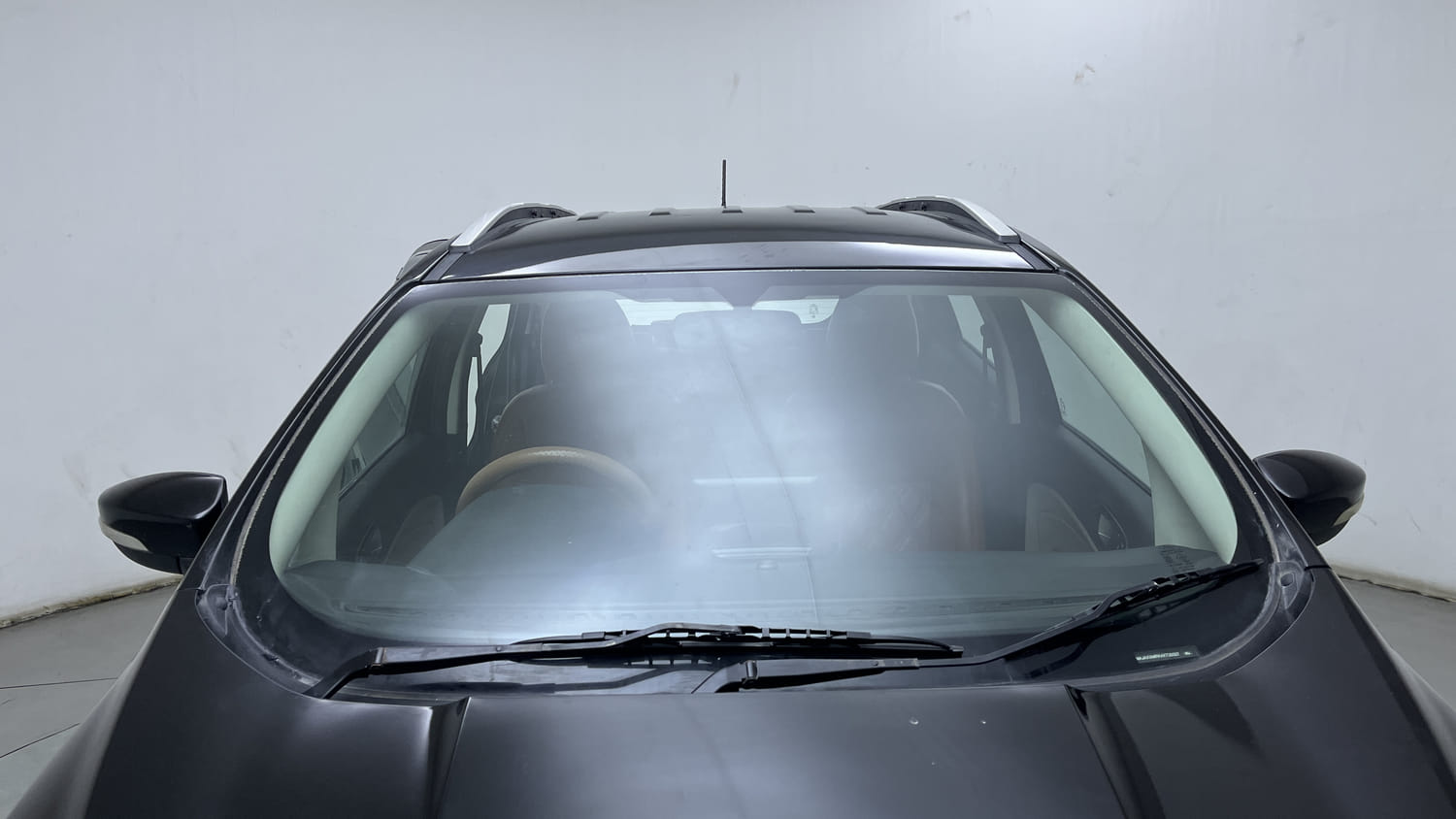 Used 2019 Ford EcoSport Titanium 1.5L Ti-VCT Petrol Manual exterior FRONT WINDSHIELD VIEW