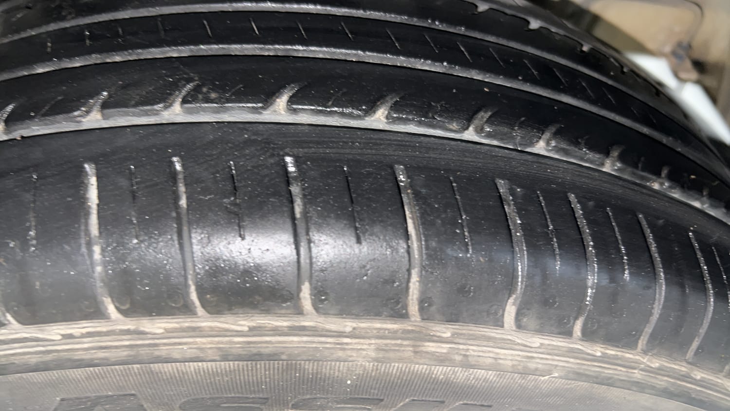 Used 2022 Hyundai Venue SX 1.2 Petrol Petrol Manual tyres LEFT REAR TYRE TREAD VIEW