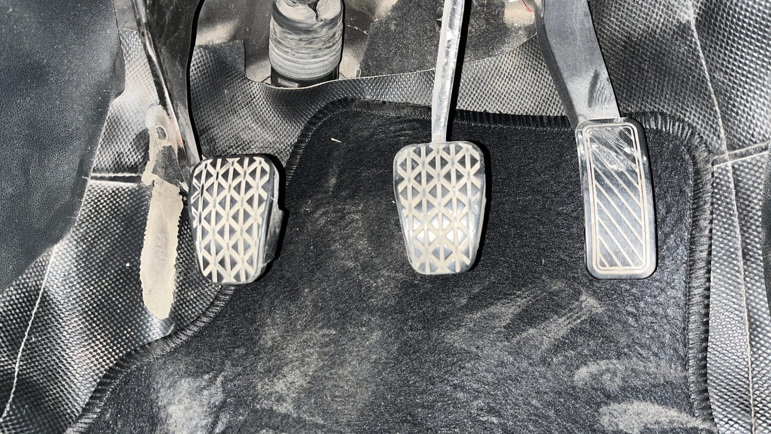 Used 2019 Ford EcoSport Titanium 1.5L Ti-VCT Petrol Manual interior PEDALS VIEW