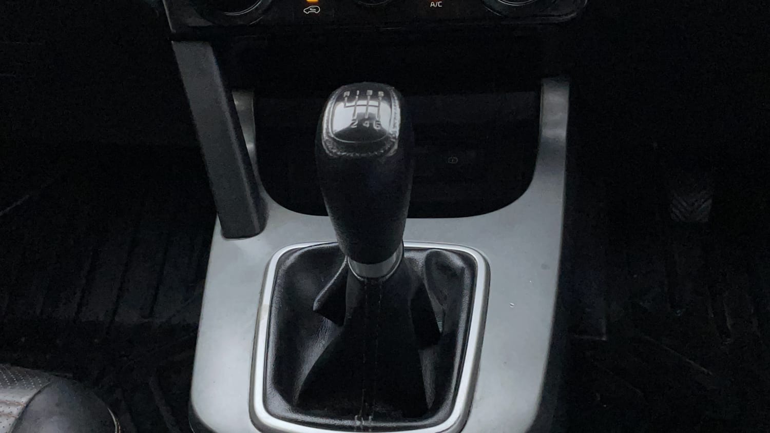 2022 Kia Seltos HTE 1.5 Diesel-16