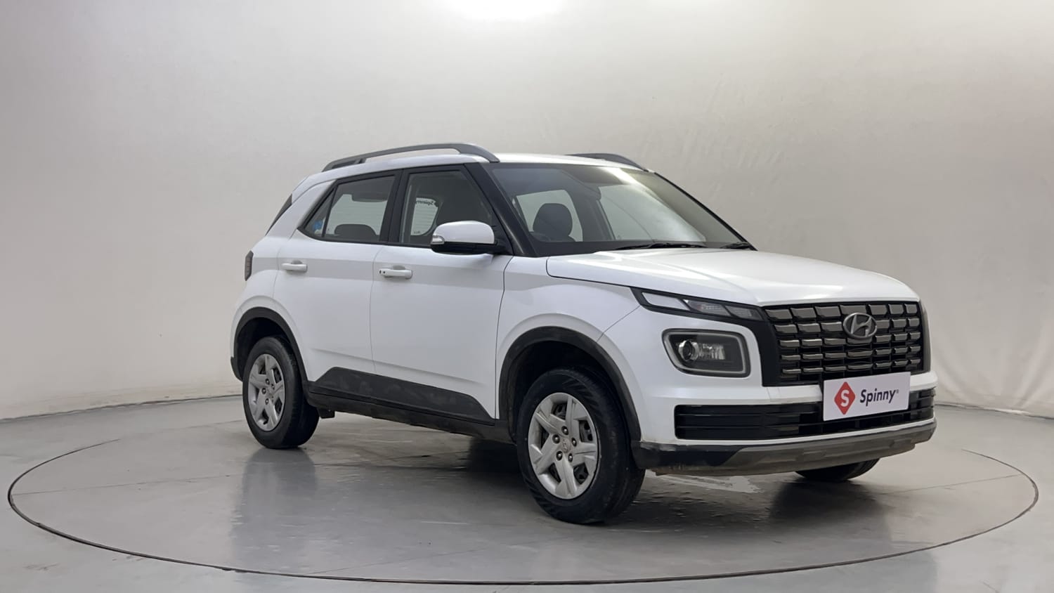 Used 2022 Hyundai Venue SX 1.2 Petrol Petrol Manual exterior RIGHT FRONT CORNER VIEW