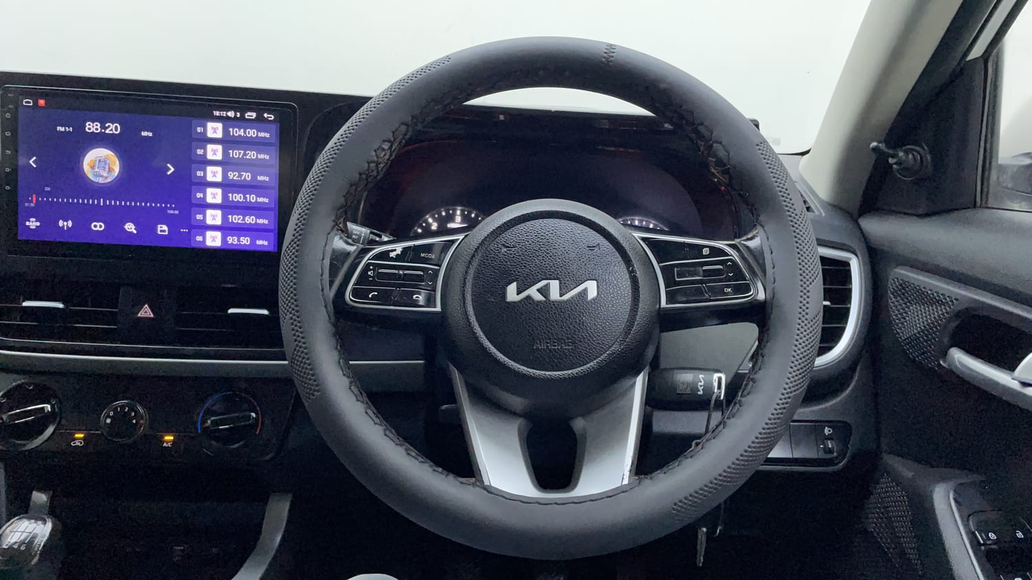 2022 Kia Seltos HTE 1.5 Diesel-14