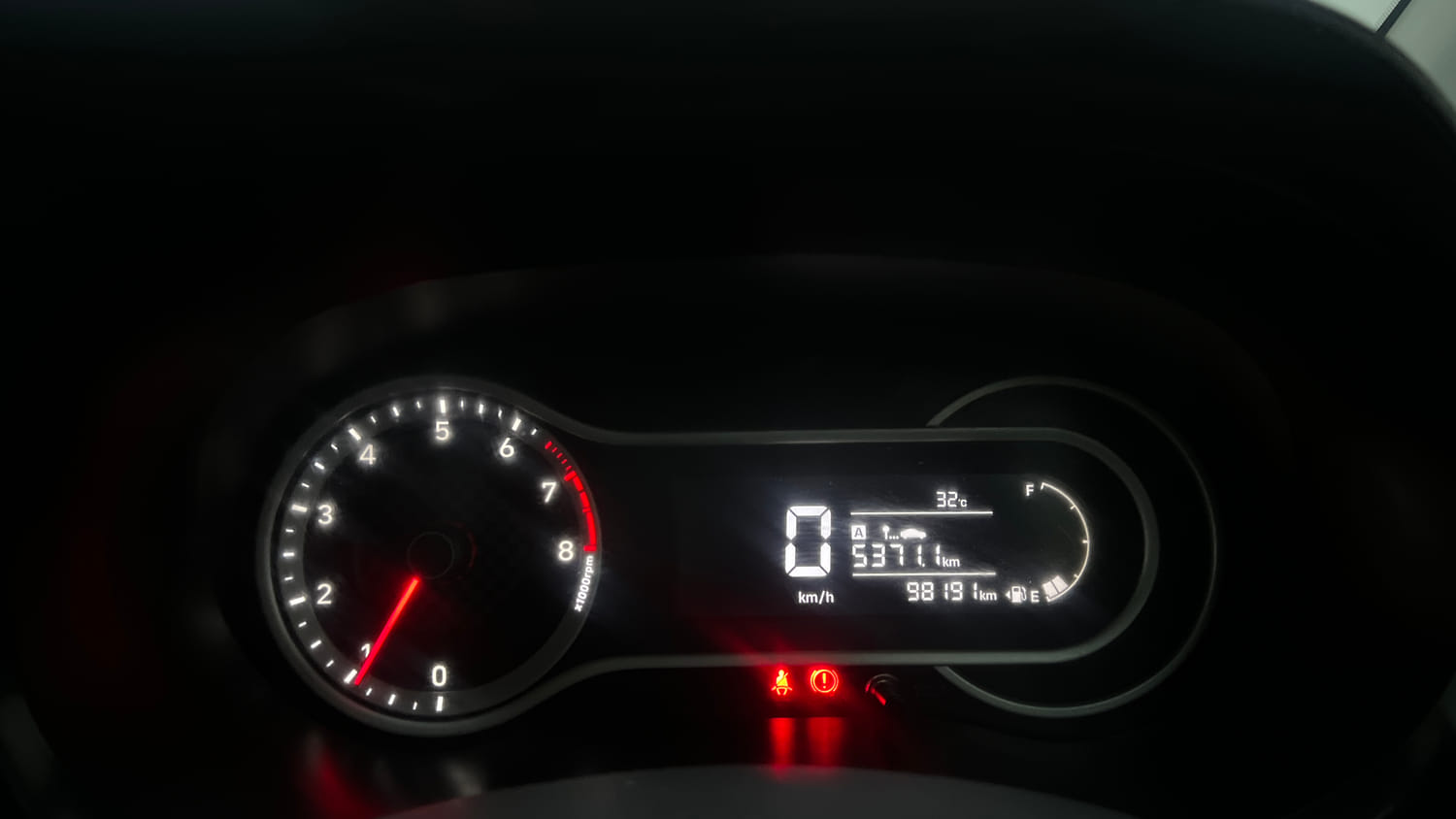 Used 2021 Hyundai Aura SX Plus 1.0 Petrol Petrol Manual interior CLUSTERMETER VIEW