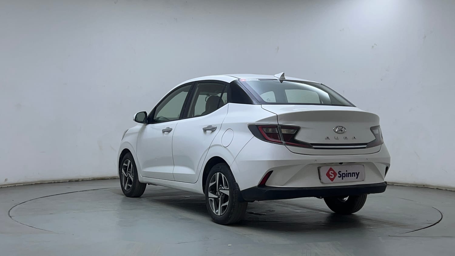 Used 2021 Hyundai Aura SX Plus 1.0 Petrol Petrol Manual exterior LEFT REAR CORNER VIEW