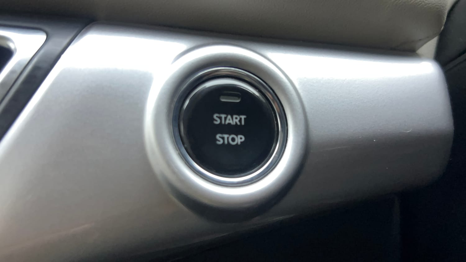 2023 Mahindra XUV700 AX 7 Petrol AT 7 STR-44
