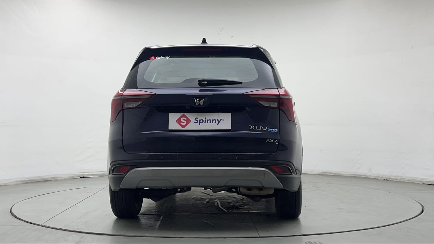 2023 Mahindra XUV700 AX 7 Petrol AT 7 STR-3