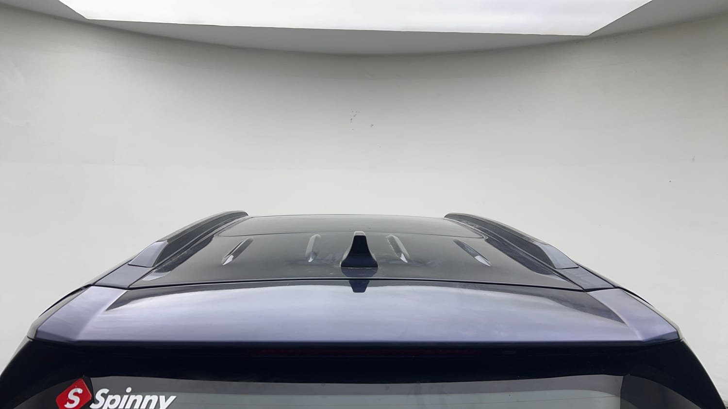2023 Mahindra XUV700 AX 7 Petrol AT 7 STR-10