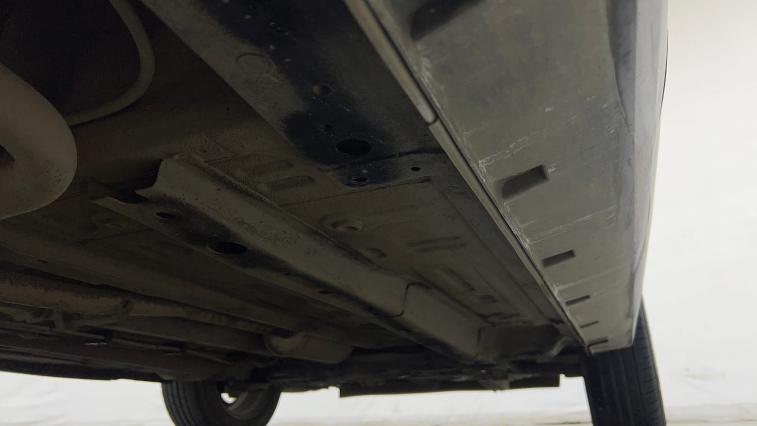 Used 2022 Tata Punch CREATIVE KAZIRANGA EDITION CNG (OUTSIDE FITTED) Cng Manual extra REAR RIGHT UNDERBODY VIEW