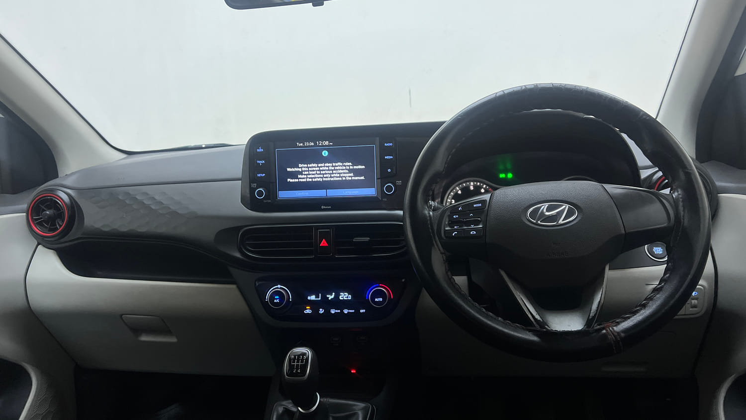 Used 2021 Hyundai Aura SX Plus 1.0 Petrol Petrol Manual interior DASHBOARD VIEW