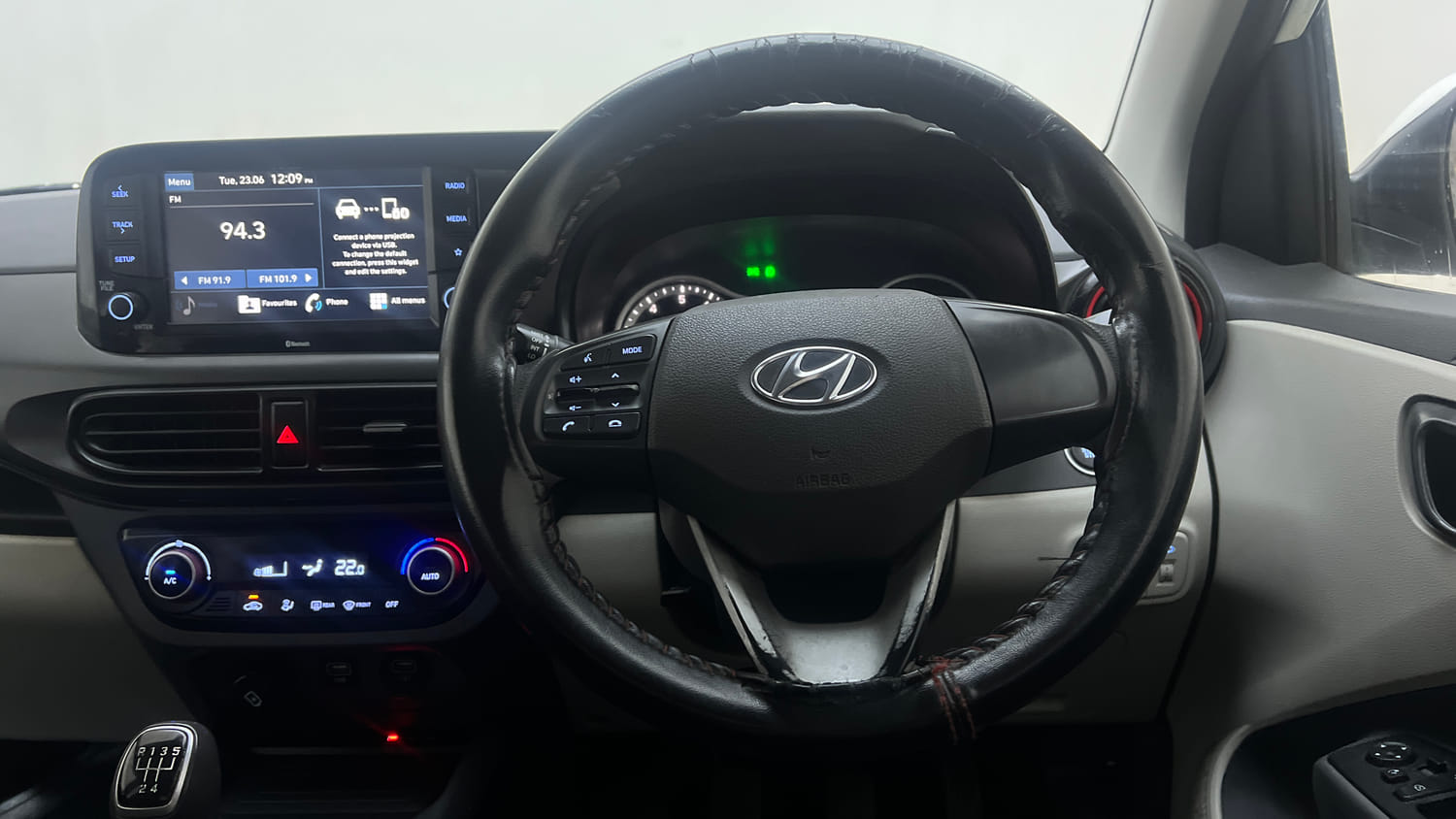 Used 2021 Hyundai Aura SX Plus 1.0 Petrol Petrol Manual interior STEERING VIEW