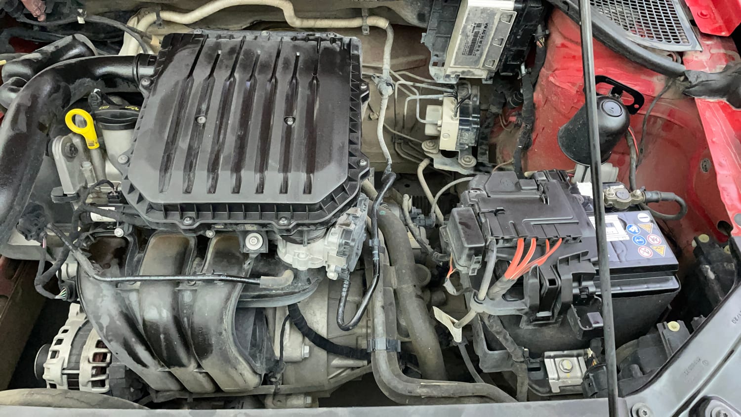 Used 2021 Volkswagen Polo Trendline 1.0L MPI Petrol Manual engine ENGINE LEFT SIDE VIEW