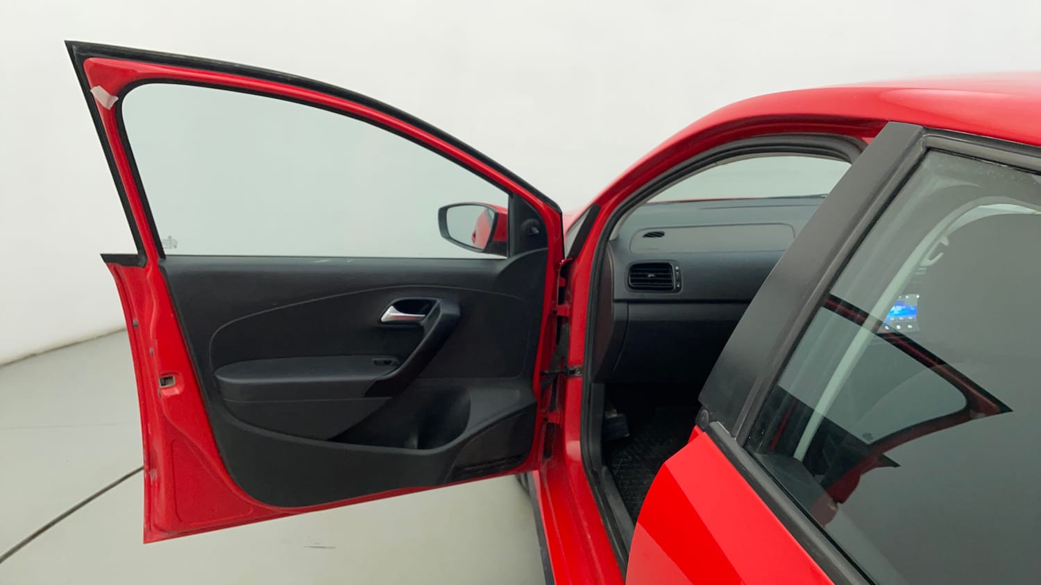 Used 2021 Volkswagen Polo Trendline 1.0L MPI Petrol Manual interior LEFT FRONT DOOR OPEN VIEW