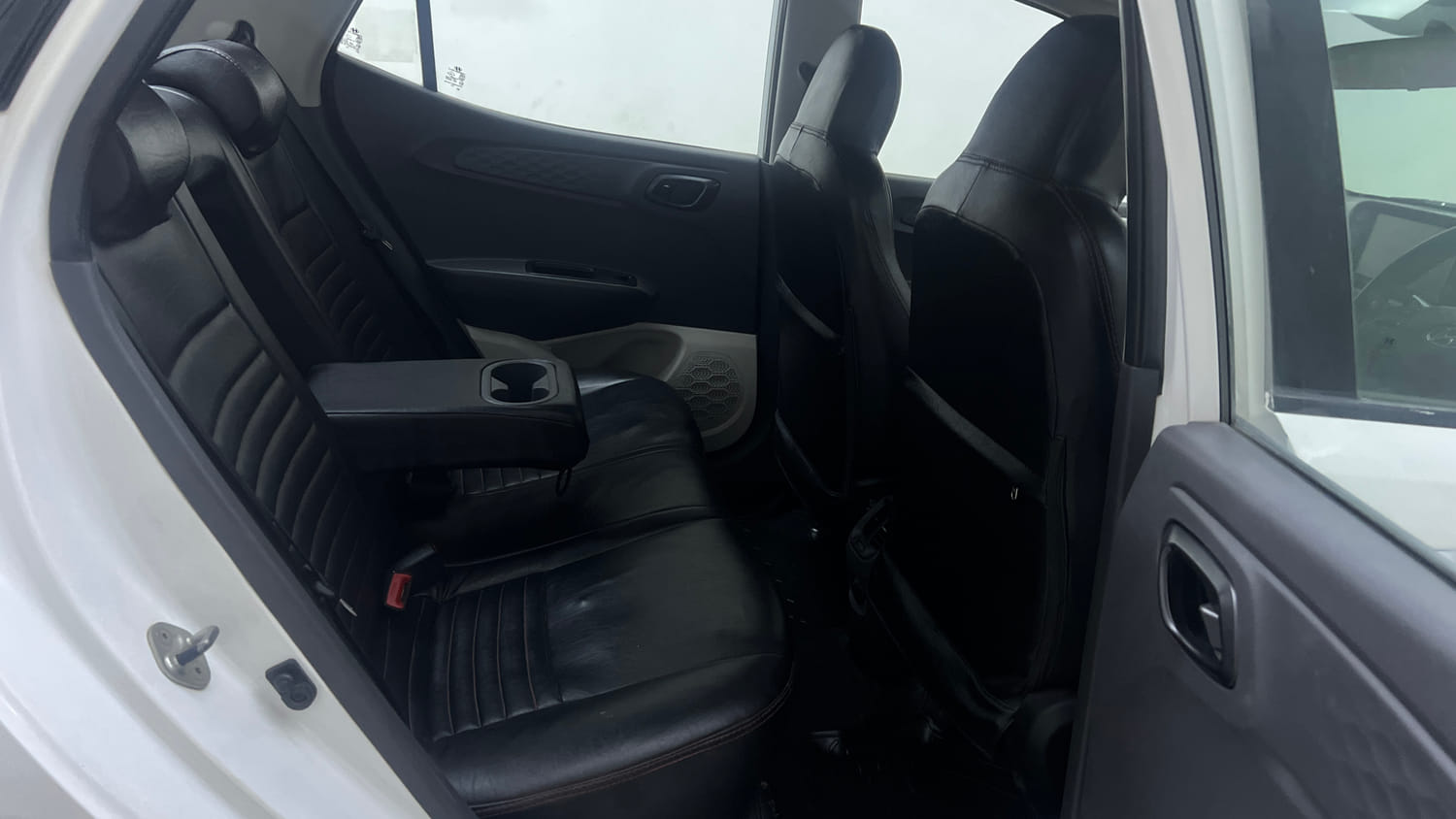 Used 2021 Hyundai Aura SX Plus 1.0 Petrol Petrol Manual interior RIGHT SIDE REAR DOOR CABIN VIEW