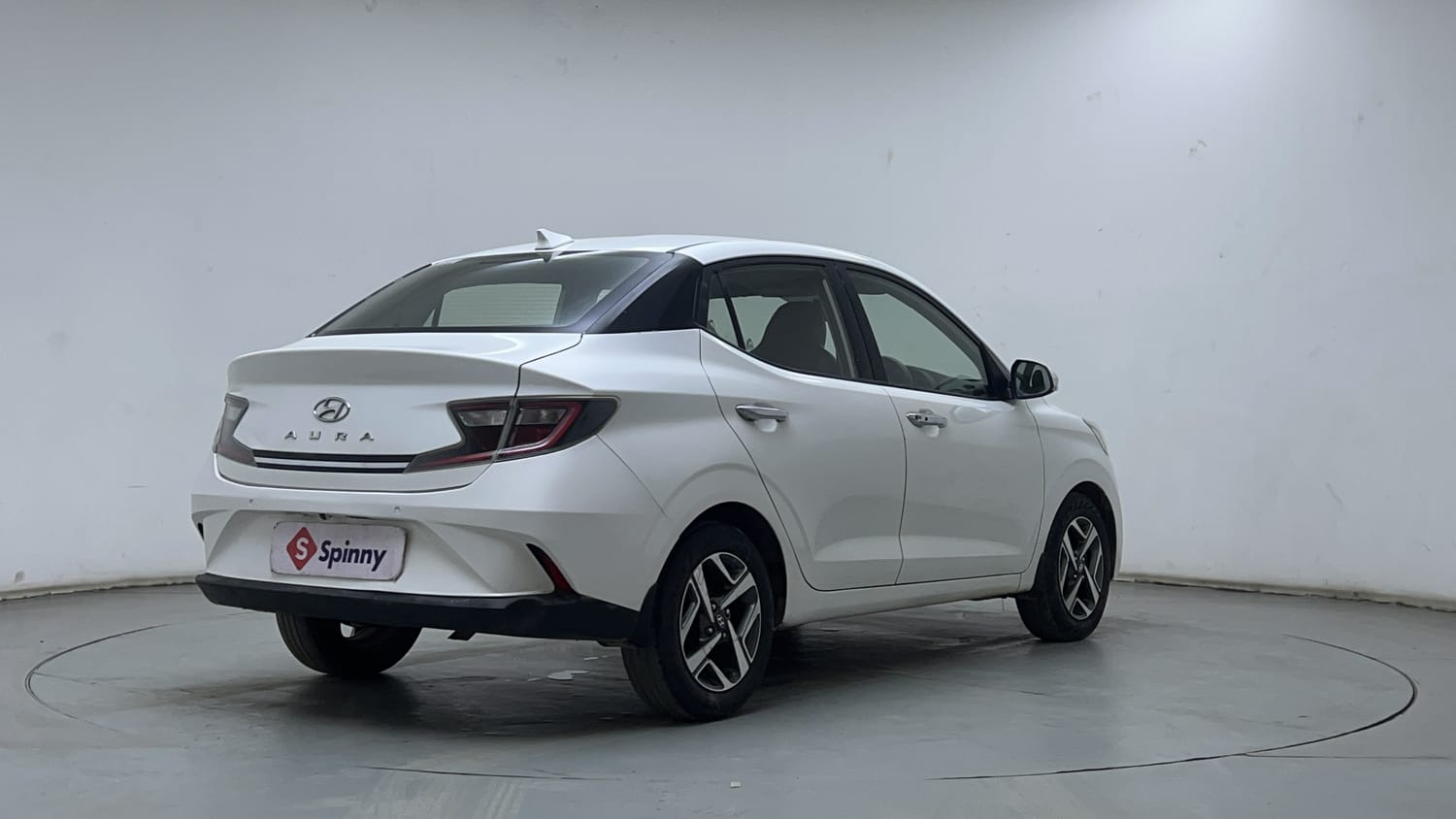 Used 2021 Hyundai Aura SX Plus 1.0 Petrol Petrol Manual exterior RIGHT REAR CORNER VIEW