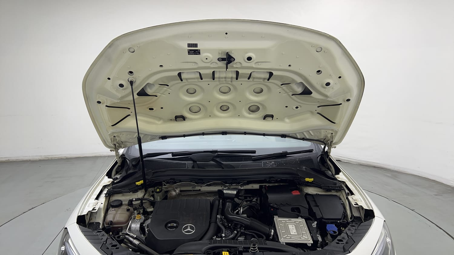 2023 Mercedes-Benz GLA 200-27