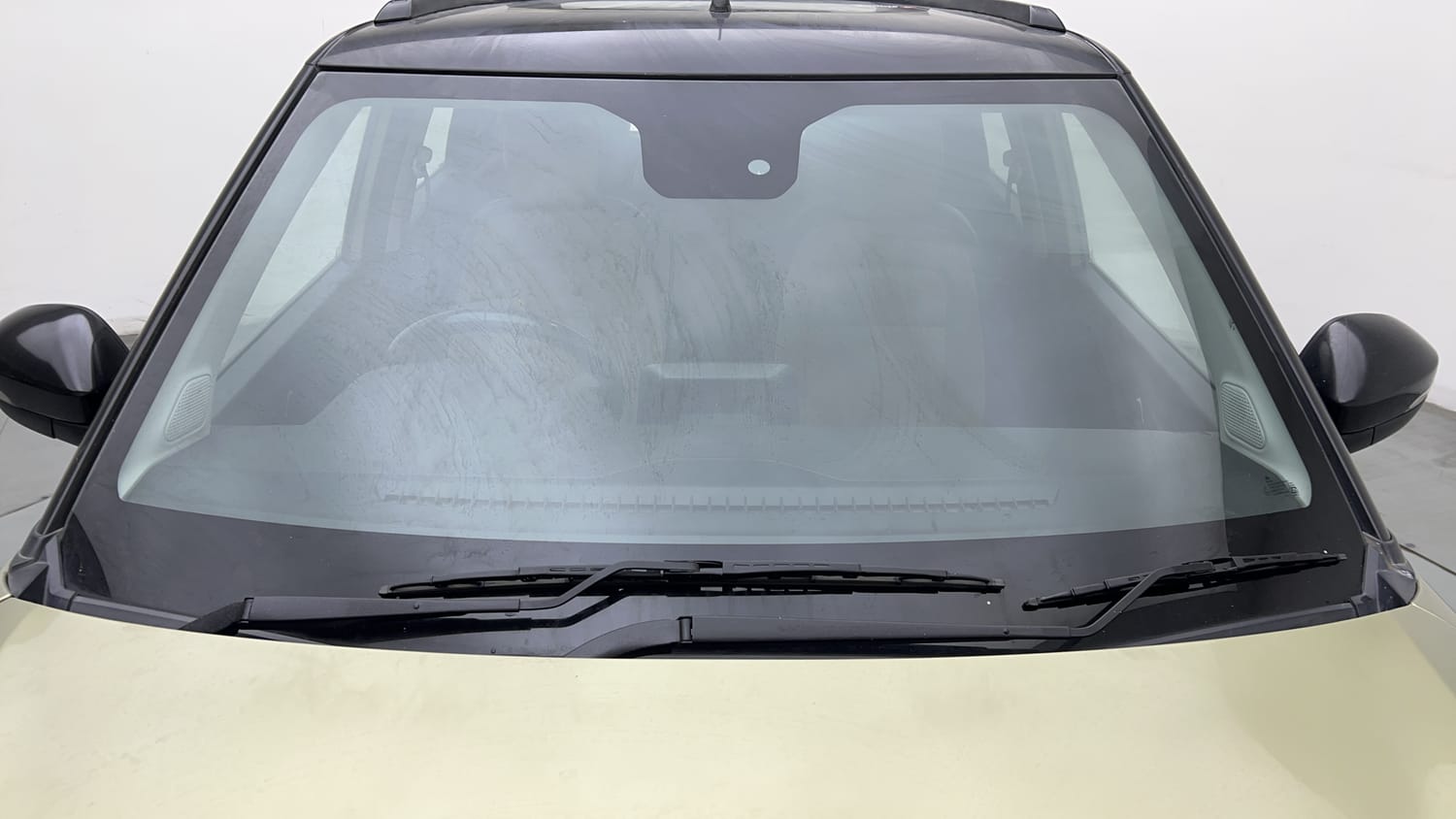 Used 2022 Tata Punch CREATIVE KAZIRANGA EDITION CNG (OUTSIDE FITTED) Cng Manual exterior FRONT WINDSHIELD VIEW