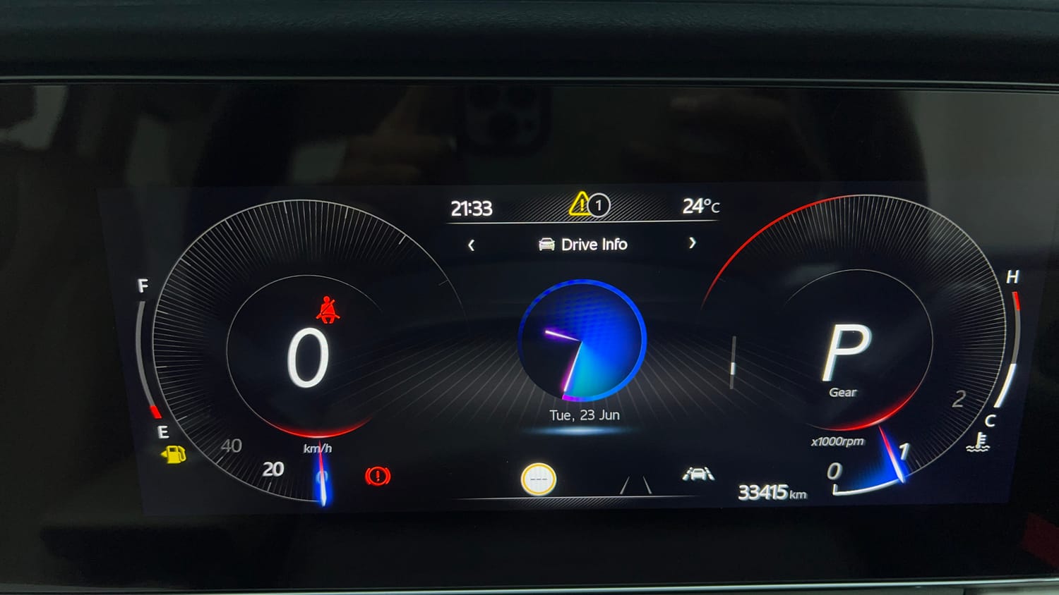 2023 Mahindra XUV700 AX 7 Petrol AT 7 STR-15