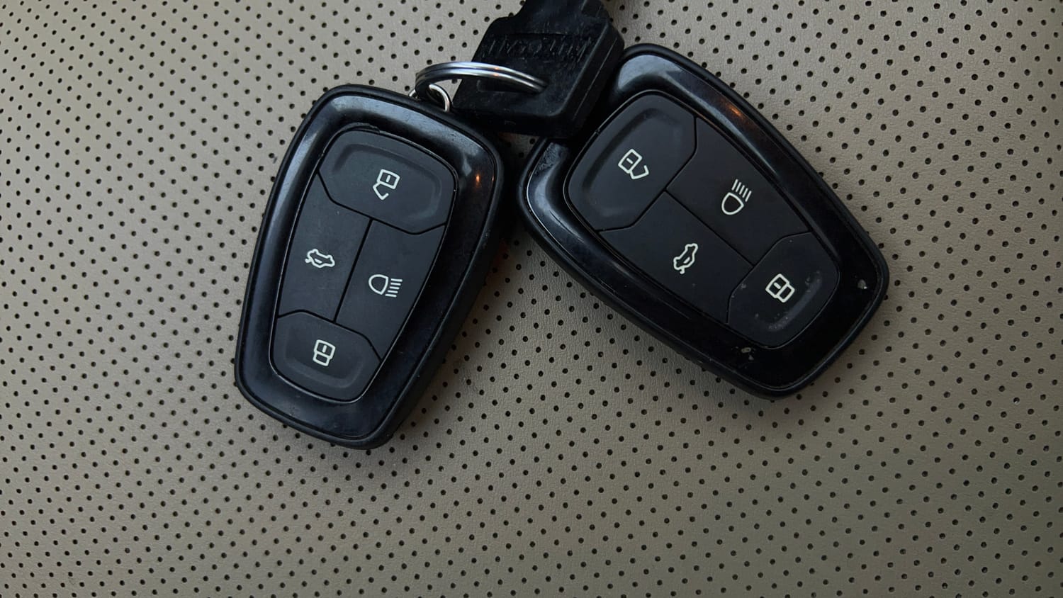 Used 2022 Tata Punch CREATIVE KAZIRANGA EDITION CNG (OUTSIDE FITTED) Cng Manual extra CAR KEY VIEW