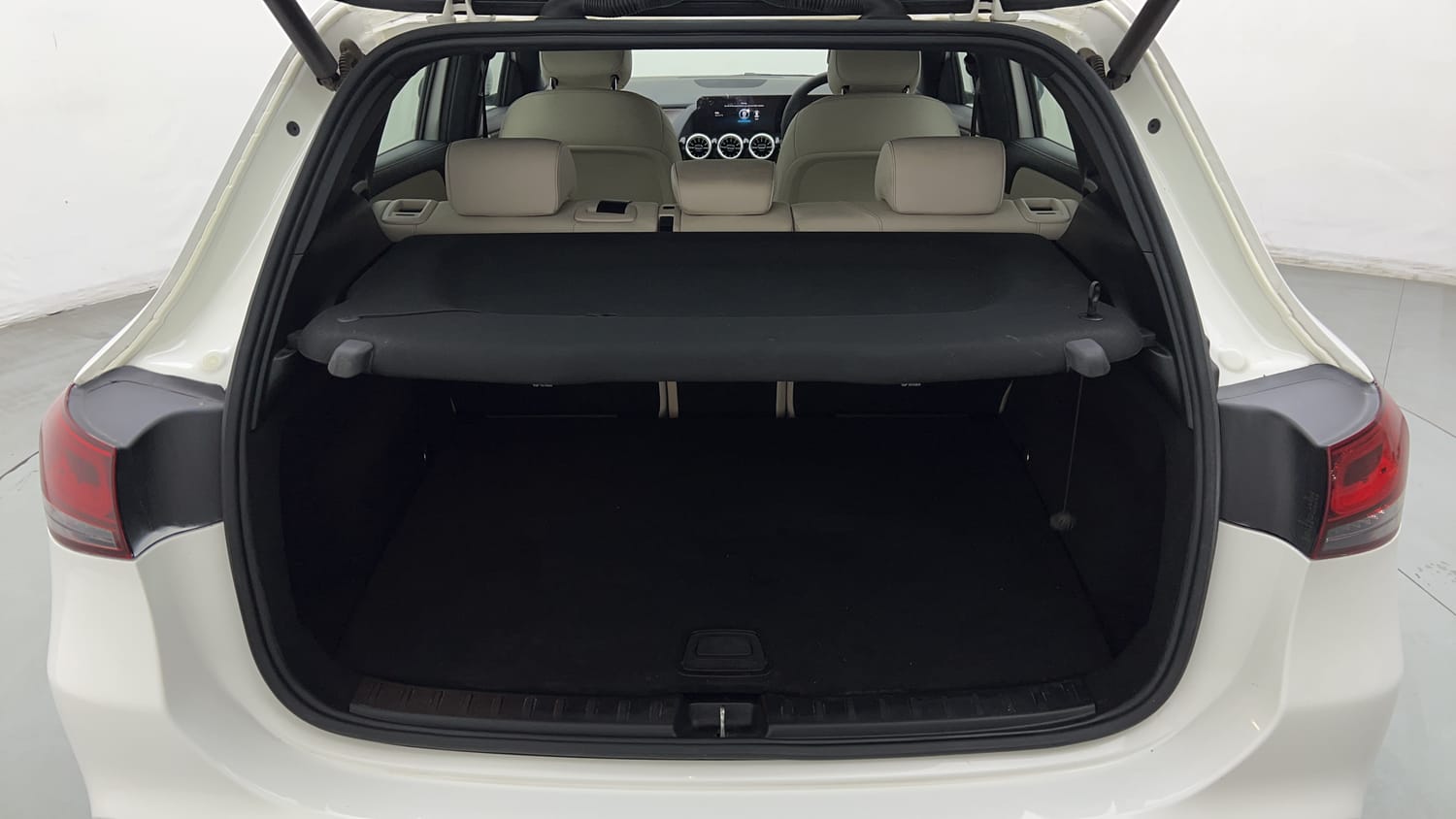 2023 Mercedes-Benz GLA 200-25