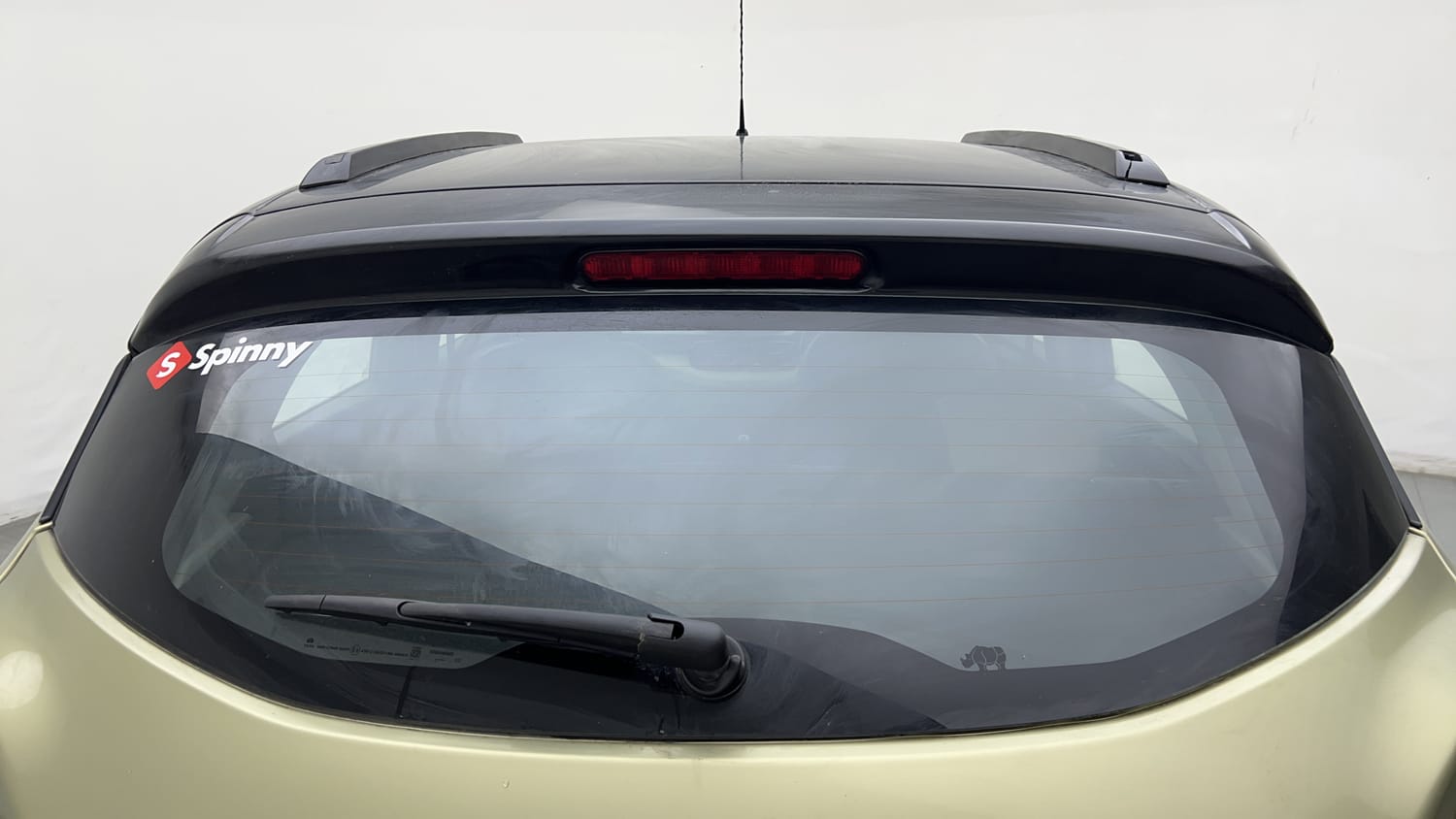 Used 2022 Tata Punch CREATIVE KAZIRANGA EDITION CNG (OUTSIDE FITTED) Cng Manual exterior BACK WINDSHIELD VIEW