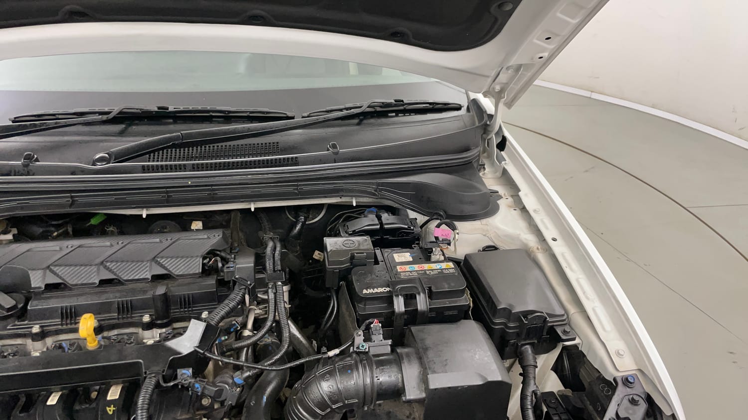 Used 2025 Hyundai Verna SX 1.5 Petrol MT Petrol Manual engine ENGINE LEFT SIDE HINGE & APRON VIEW