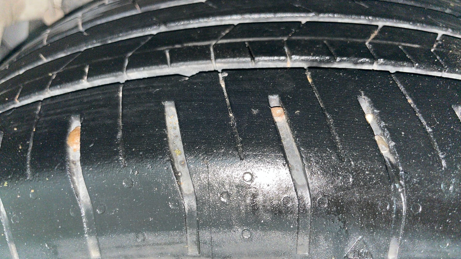 Used 2025 Hyundai Verna SX 1.5 Petrol MT Petrol Manual tyres LEFT REAR TYRE TREAD VIEW