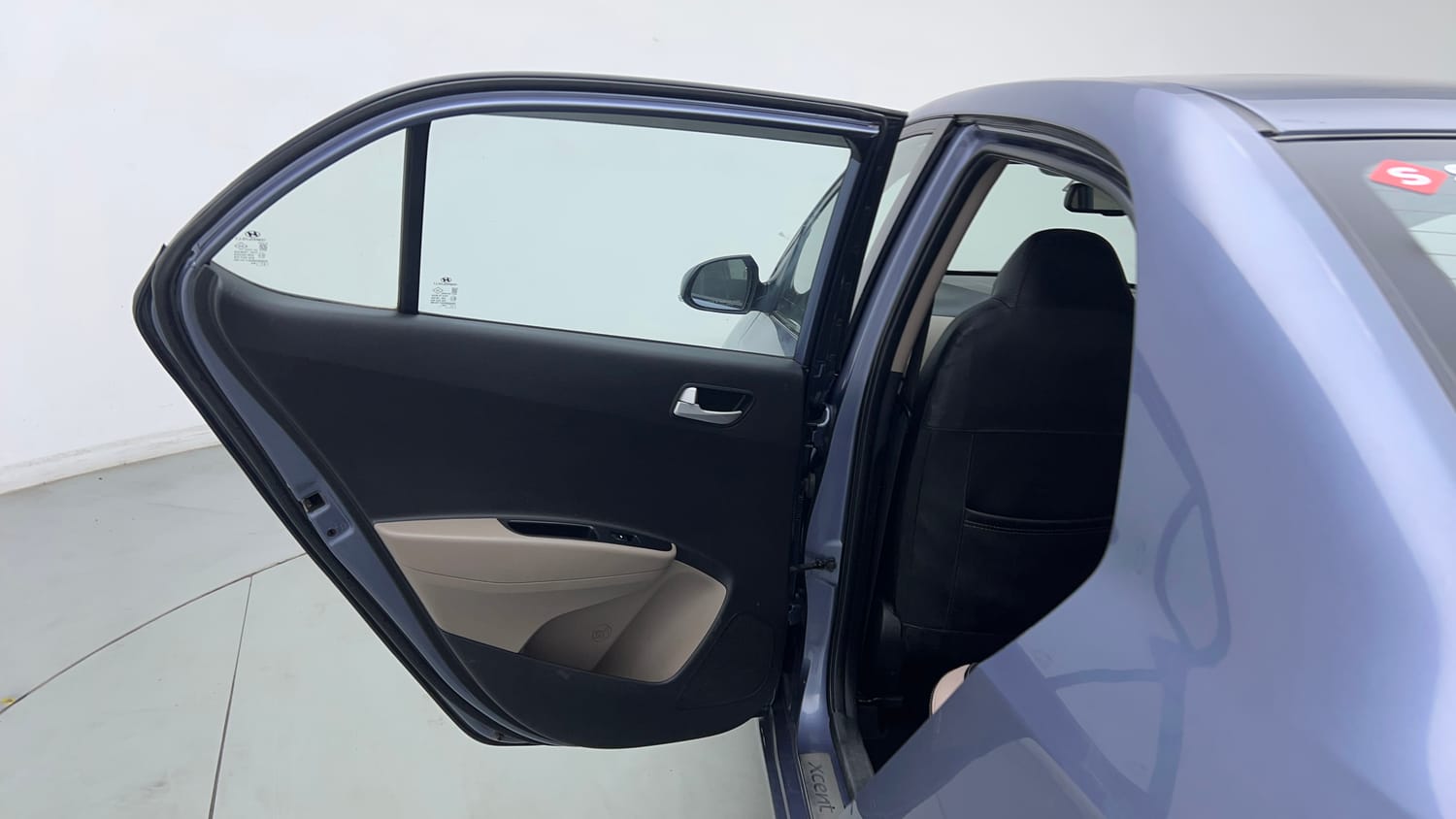 Used 2017 Hyundai Xcent SX Petrol Manual interior LEFT REAR DOOR OPEN VIEW