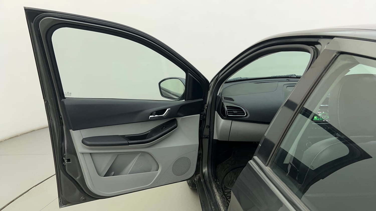 Used 2021 Tata Tiago XZ Plus Petrol Manual interior LEFT FRONT DOOR OPEN VIEW